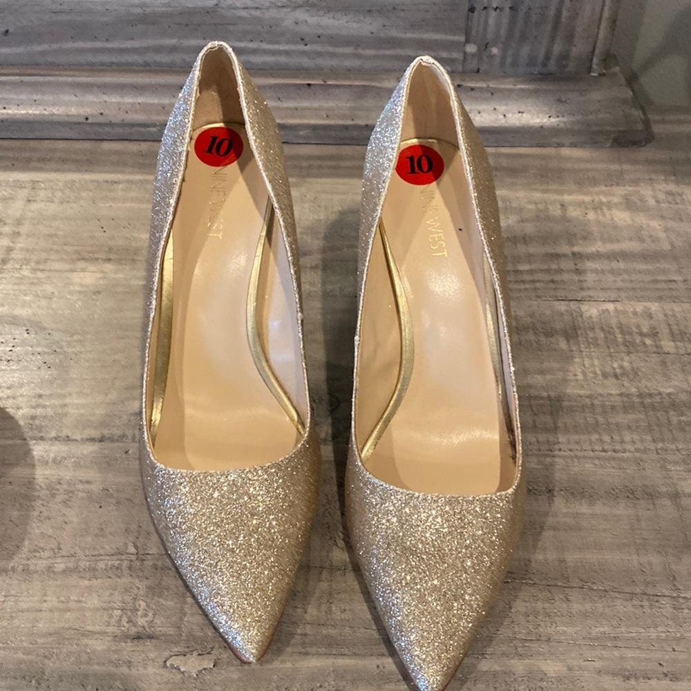 Glitter shoes